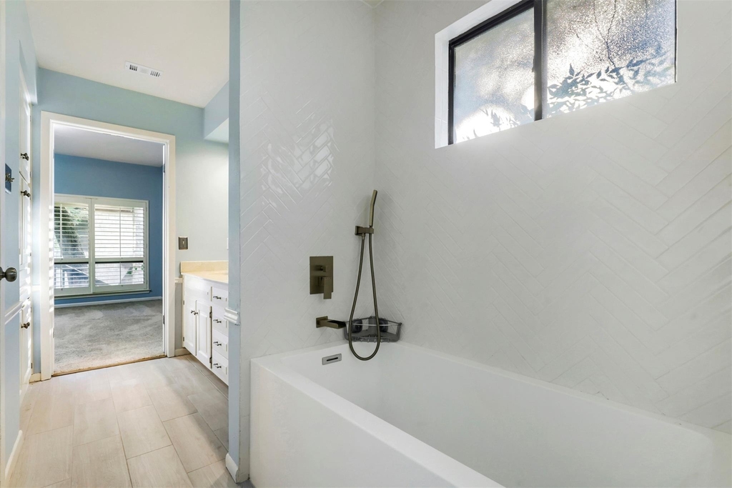 208 Crescent Blf - Photo 15