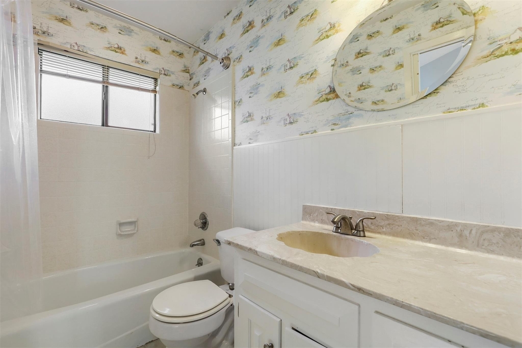 208 Crescent Blf - Photo 23