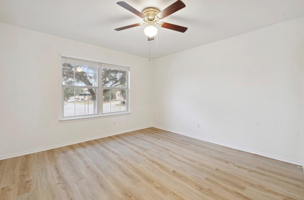 1611 Sunnycrest Cir - Photo 14