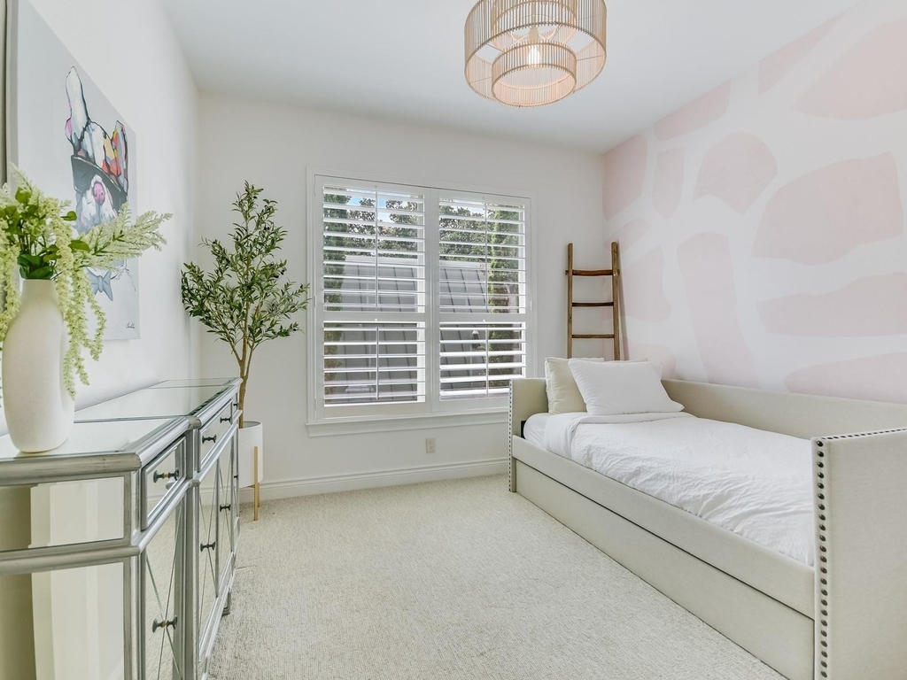 809 Kinney Ave - Photo 17