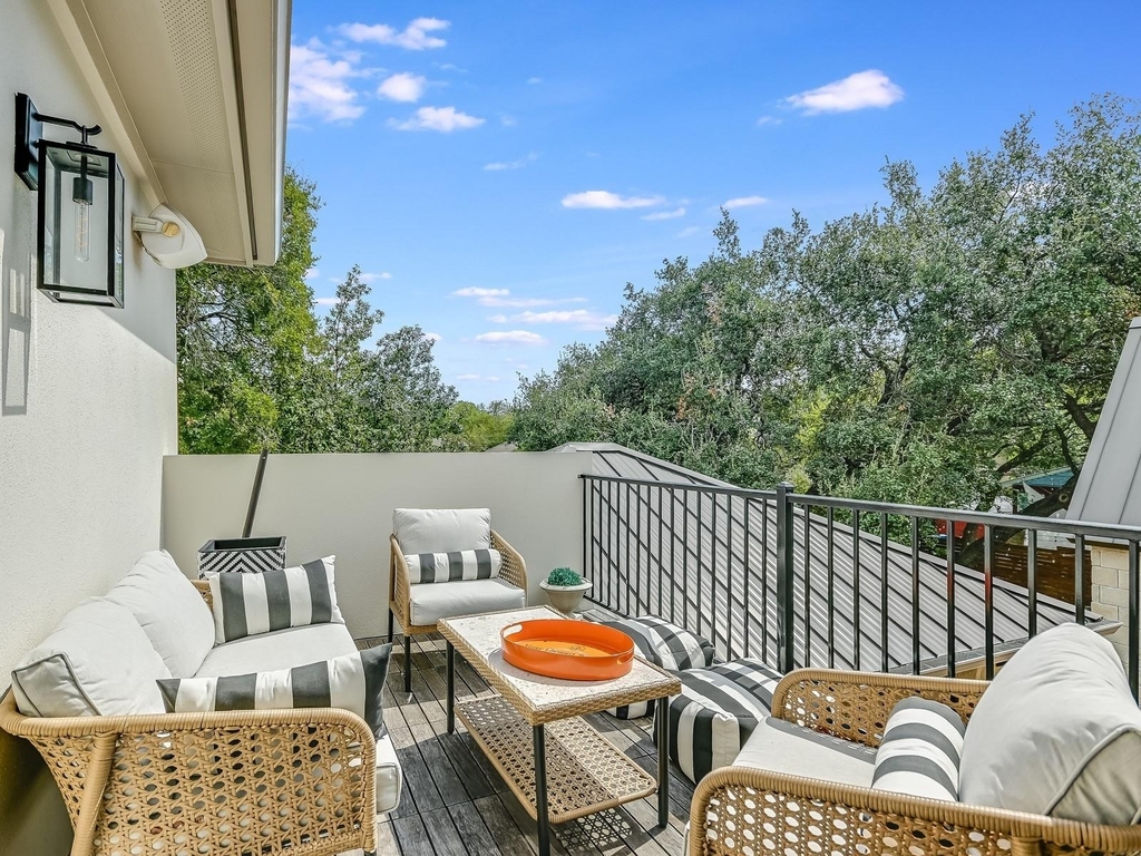 809 Kinney Ave - Photo 18