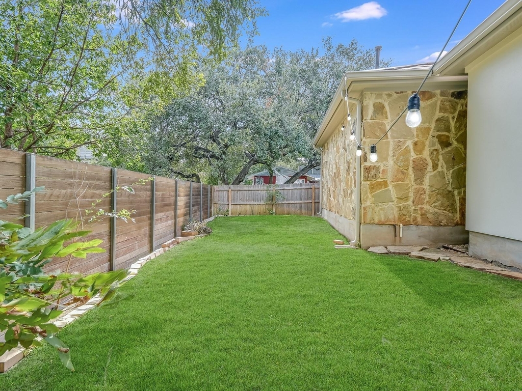809 Kinney Ave - Photo 19