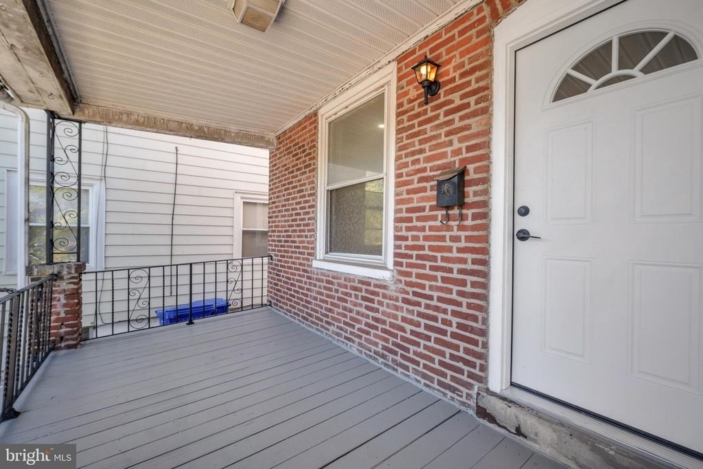 140 S Keswick Avenue - Photo 1