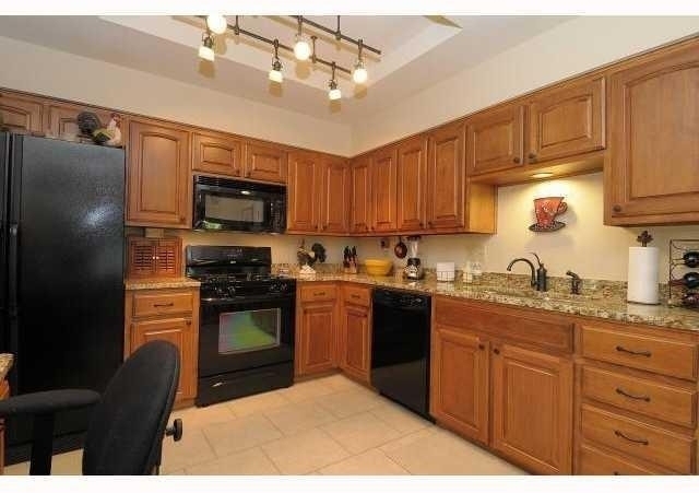 11810 Rain Forest Cv - Photo 1