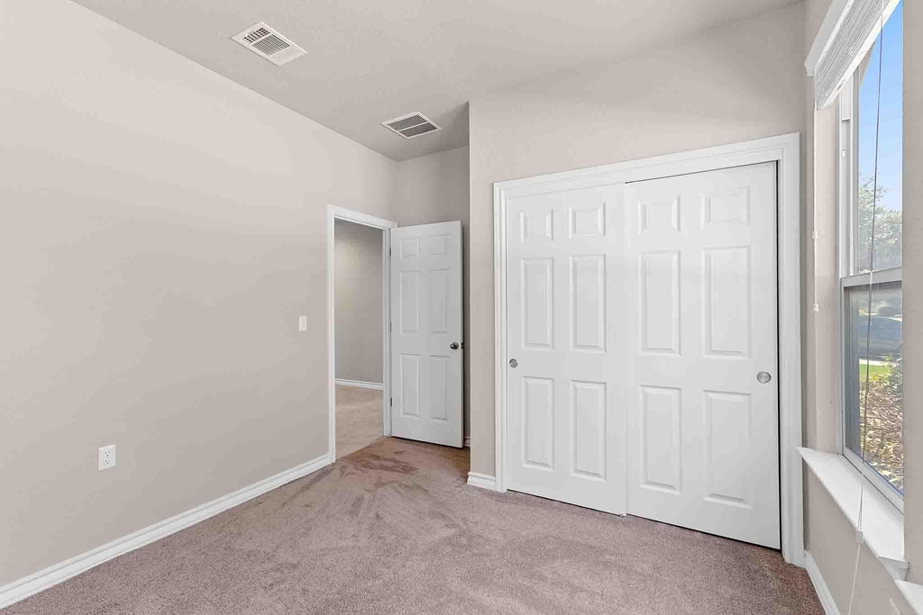 11724 Saddle Rock Dr - Photo 17