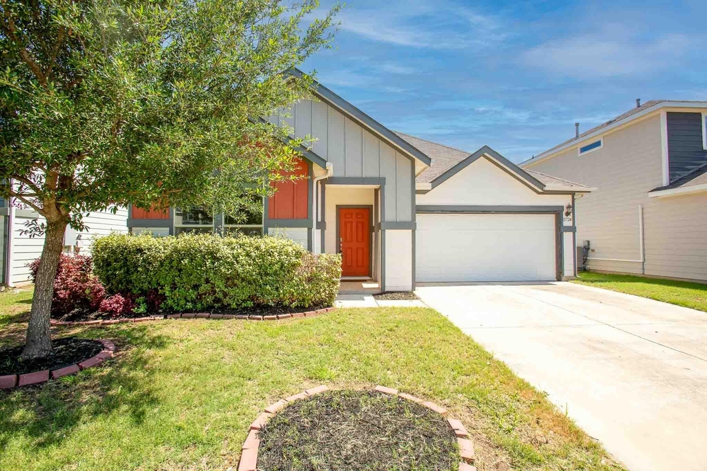 11724 Saddle Rock Dr - Photo 1