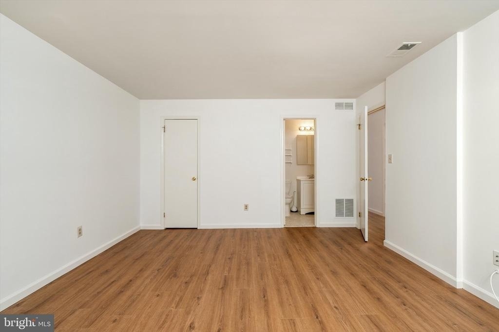 109 Wyndham Place - Photo 12