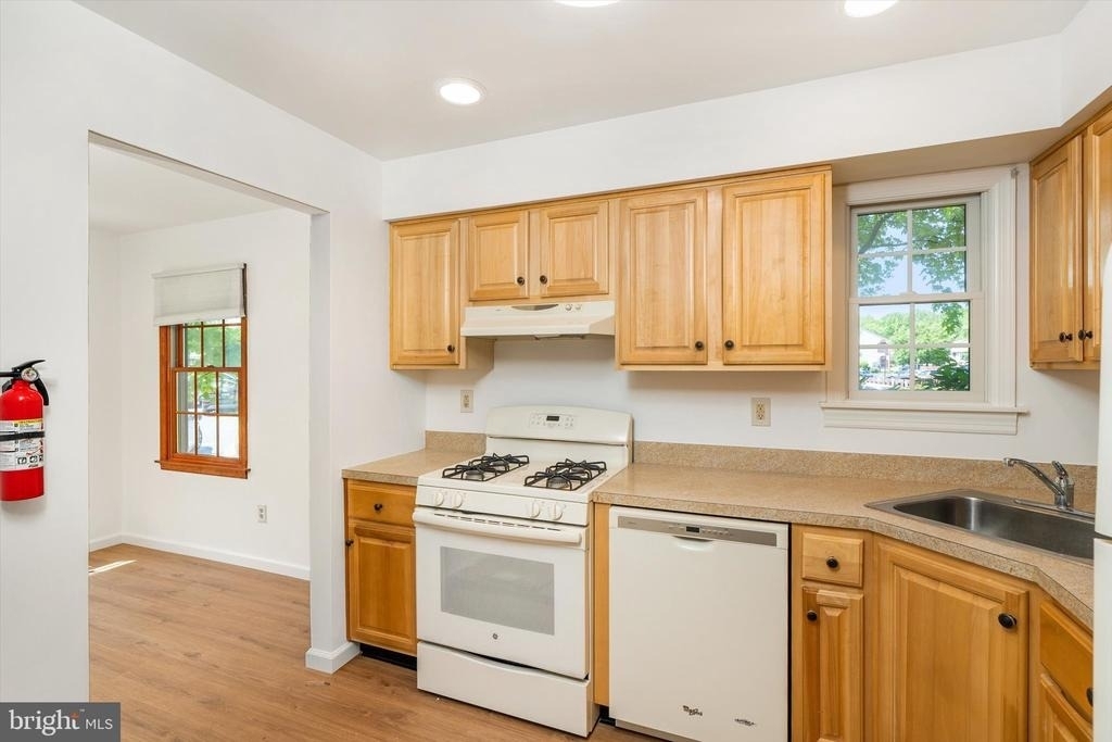 109 Wyndham Place - Photo 9