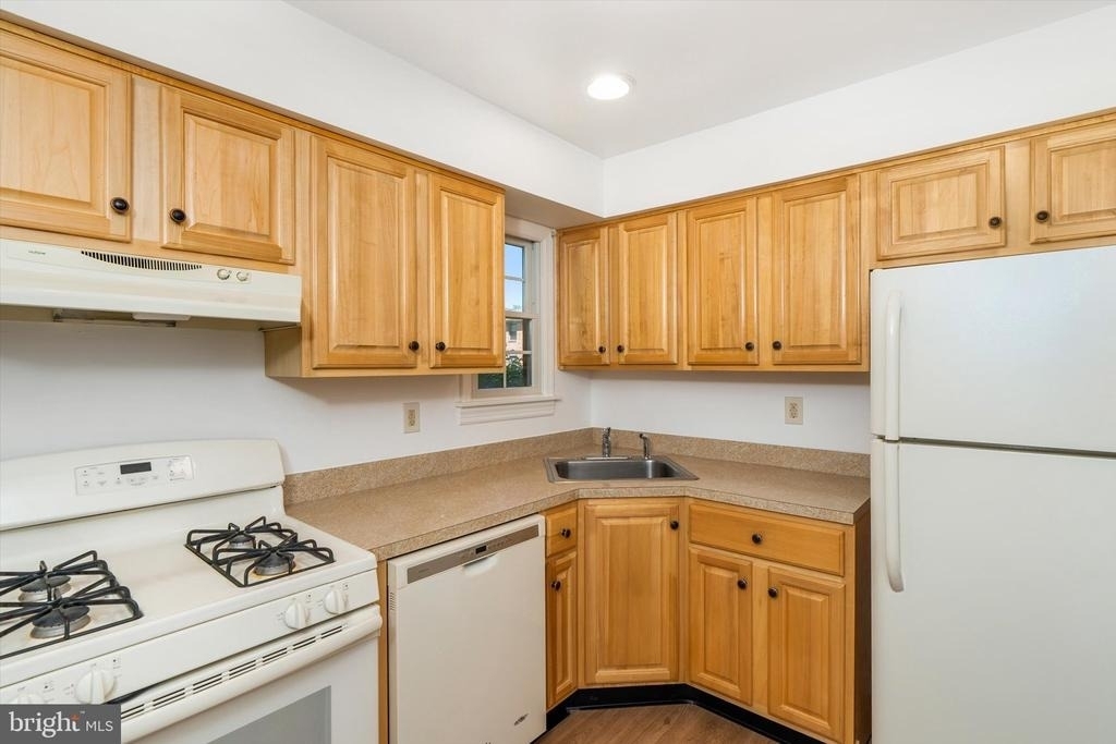 109 Wyndham Place - Photo 8