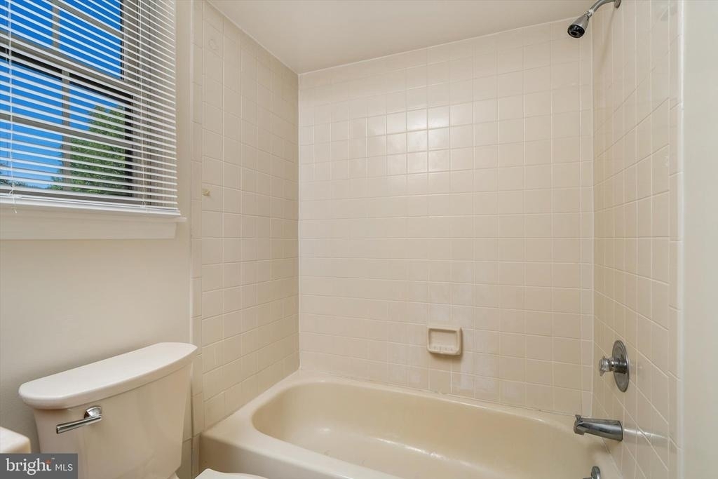 109 Wyndham Place - Photo 20