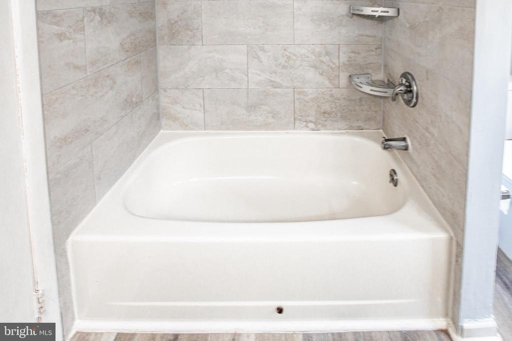 103 Claridge Court - Photo 13