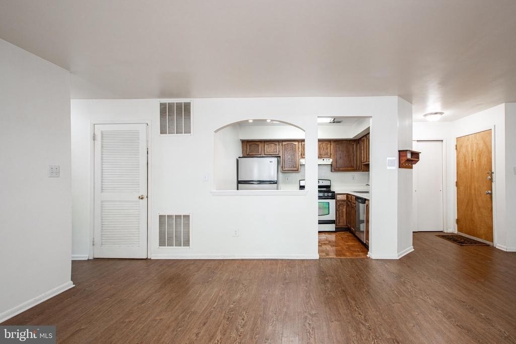 103 Claridge Court - Photo 8