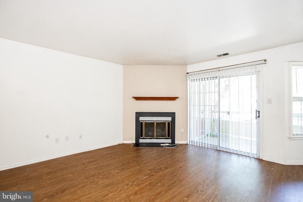 103 Claridge Court - Photo 3