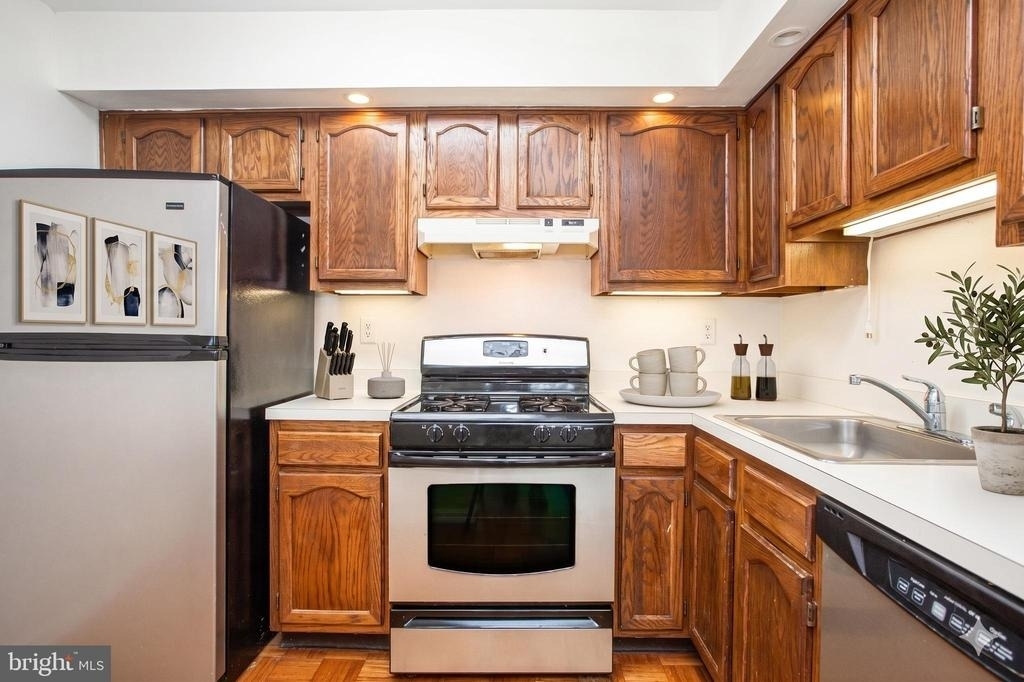 103 Claridge Court - Photo 9