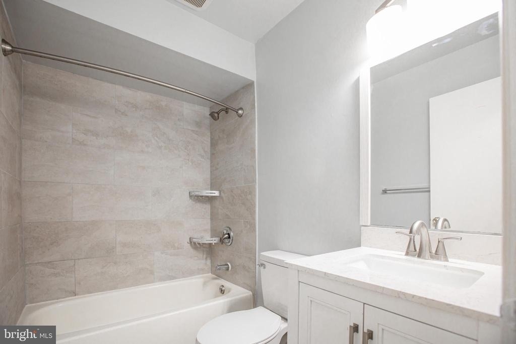103 Claridge Court - Photo 12
