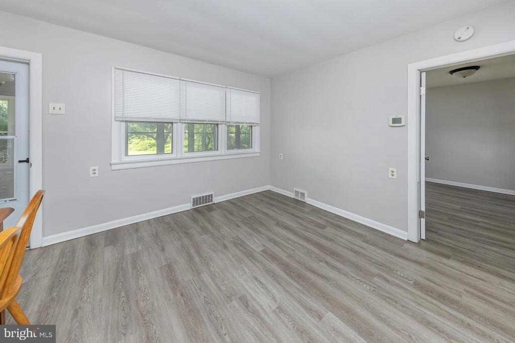 1100 Woodlawn Avenue - Photo 10