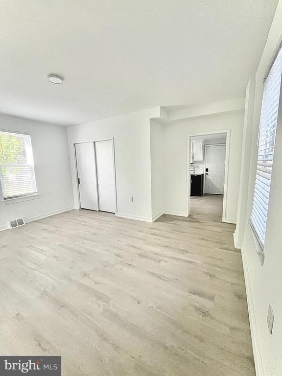 905 Jersey Avenue - Photo 9