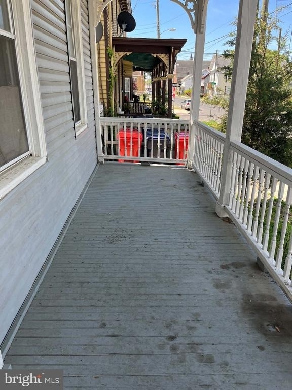 67 Bank Street - Photo 1