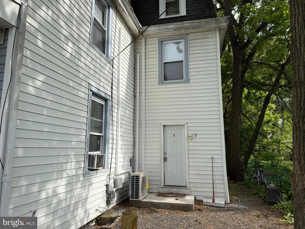 212 Warren Street - Photo 32