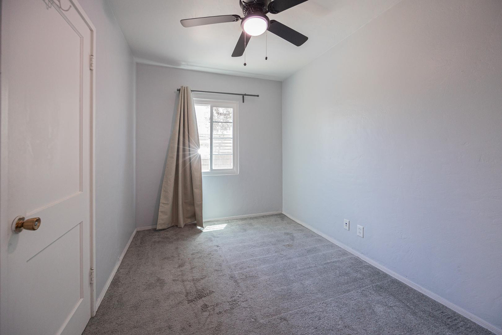 4001 N 15th Avenue - Photo 8
