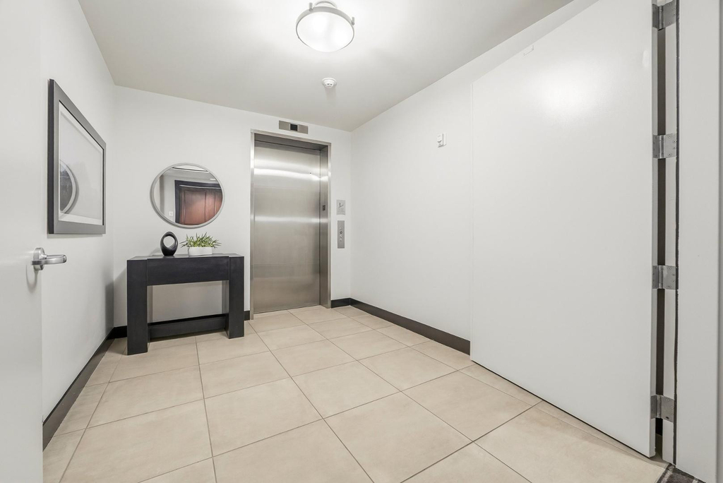 15802 N 71st Street - Photo 35