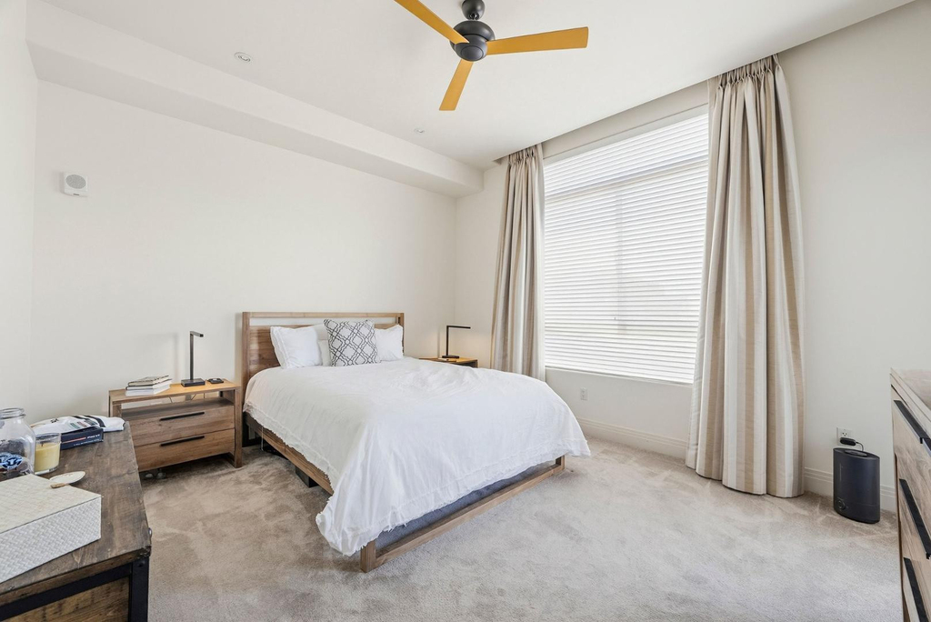 15802 N 71st Street - Photo 11