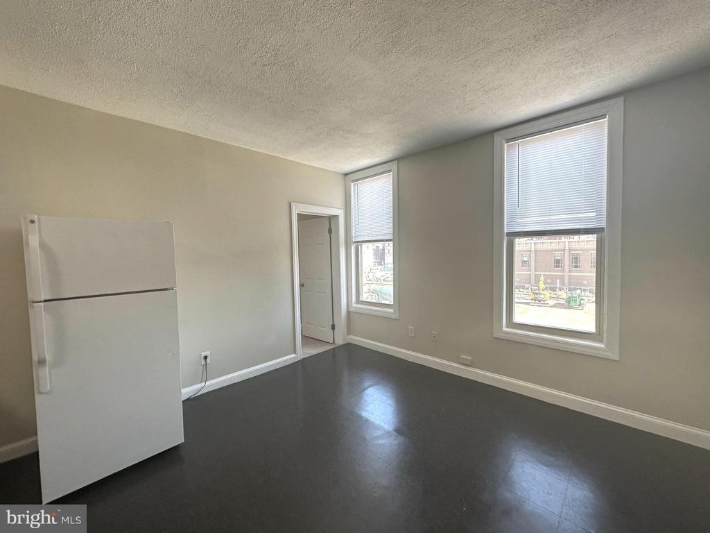 64 W Antietam Street - Photo 9