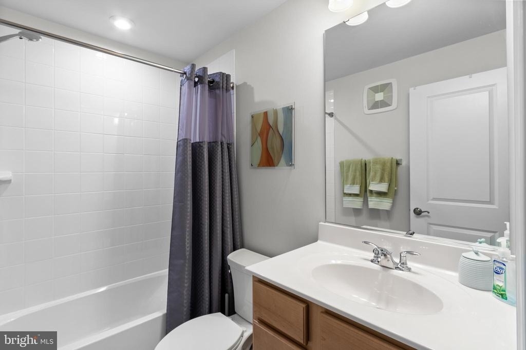 10521 Jim Lovell Lane - Photo 11