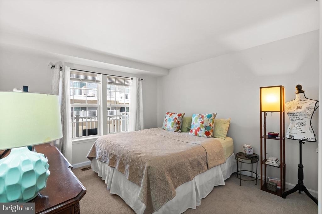 10521 Jim Lovell Lane - Photo 10