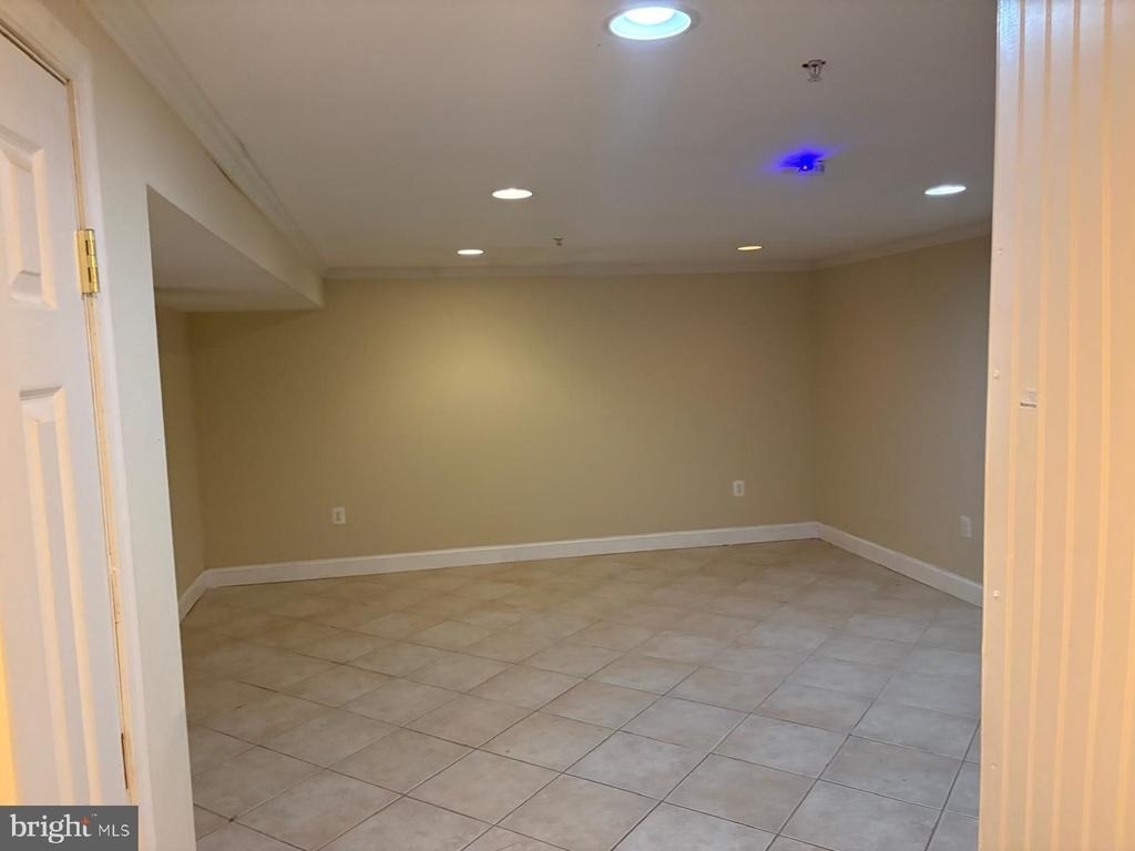 11105 Superior Landing - Photo 16