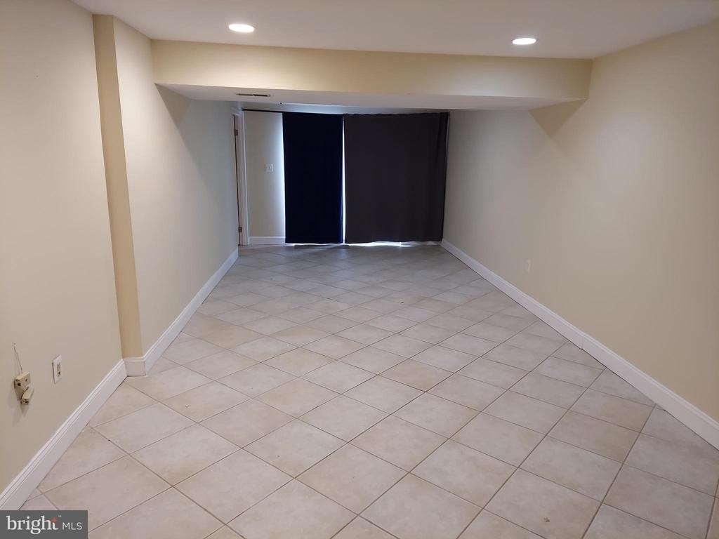 11105 Superior Landing - Photo 1