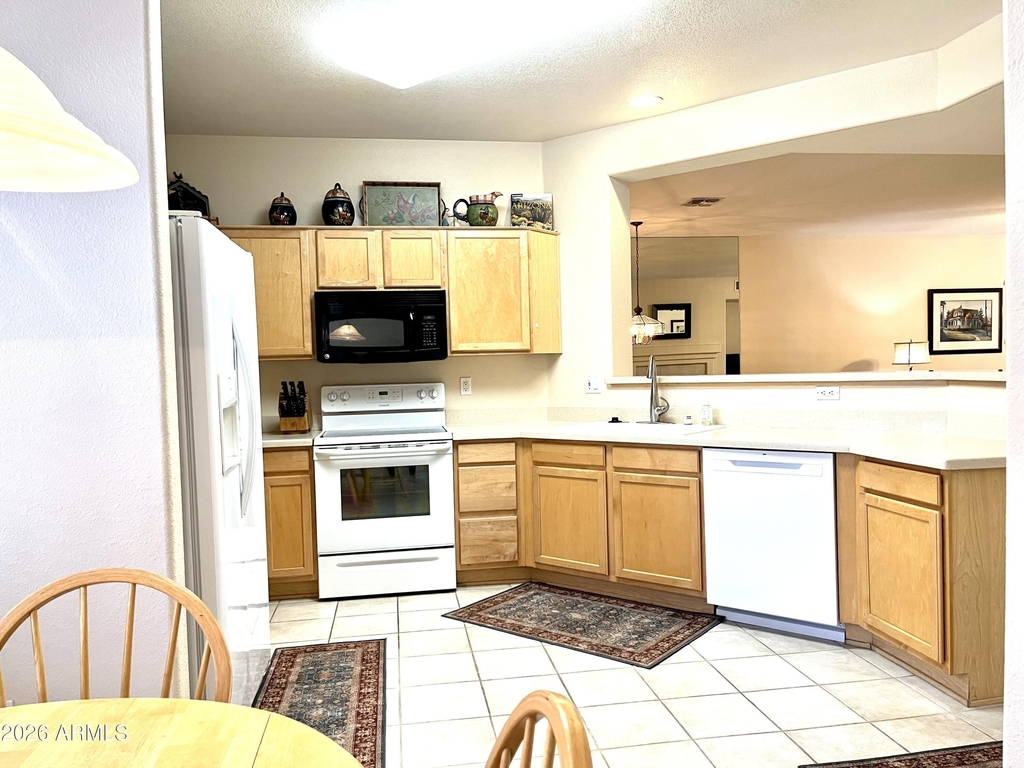 15221 N Clubgate Drive - Photo 8