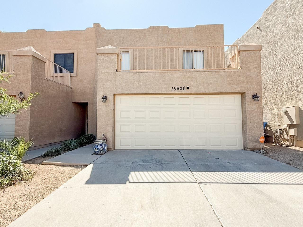 15626 N 29th Way - Photo 0