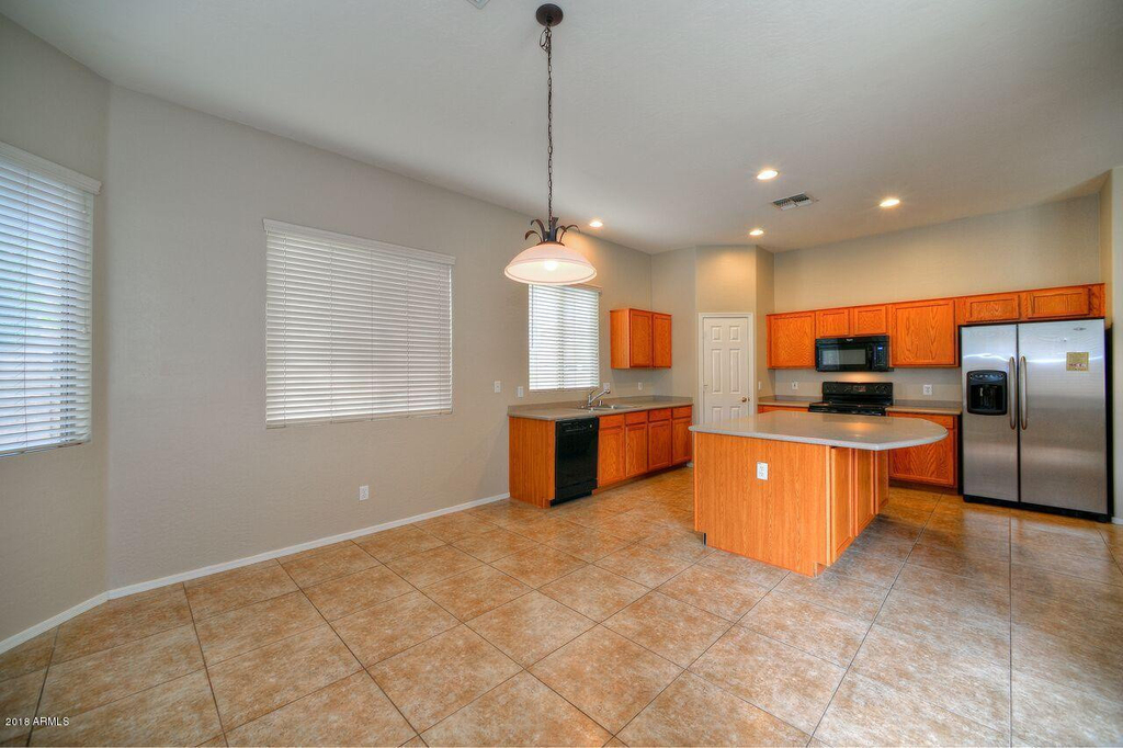 26237 N 74th Lane - Photo 5