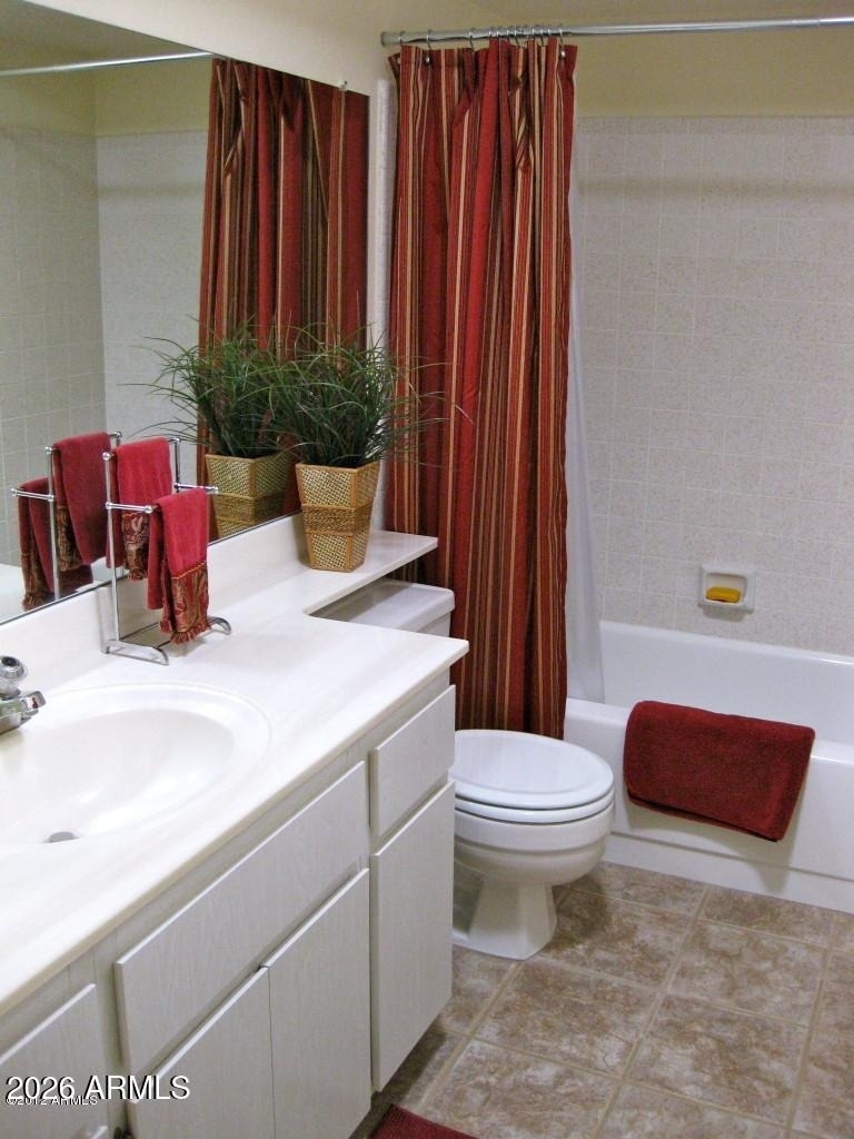 26621 S Lakemont Drive - Photo 2