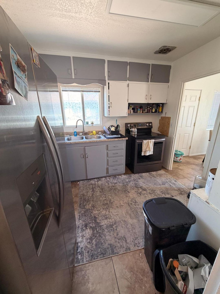 211 S Desoto Street - Photo 10