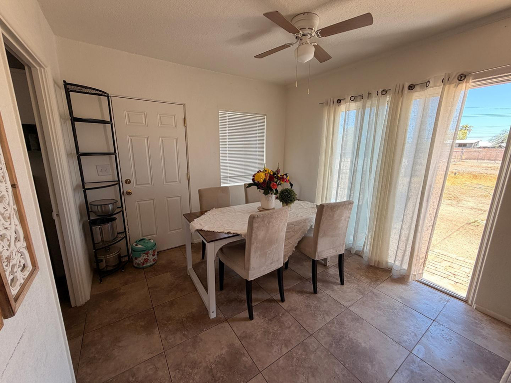 211 S Desoto Street - Photo 7