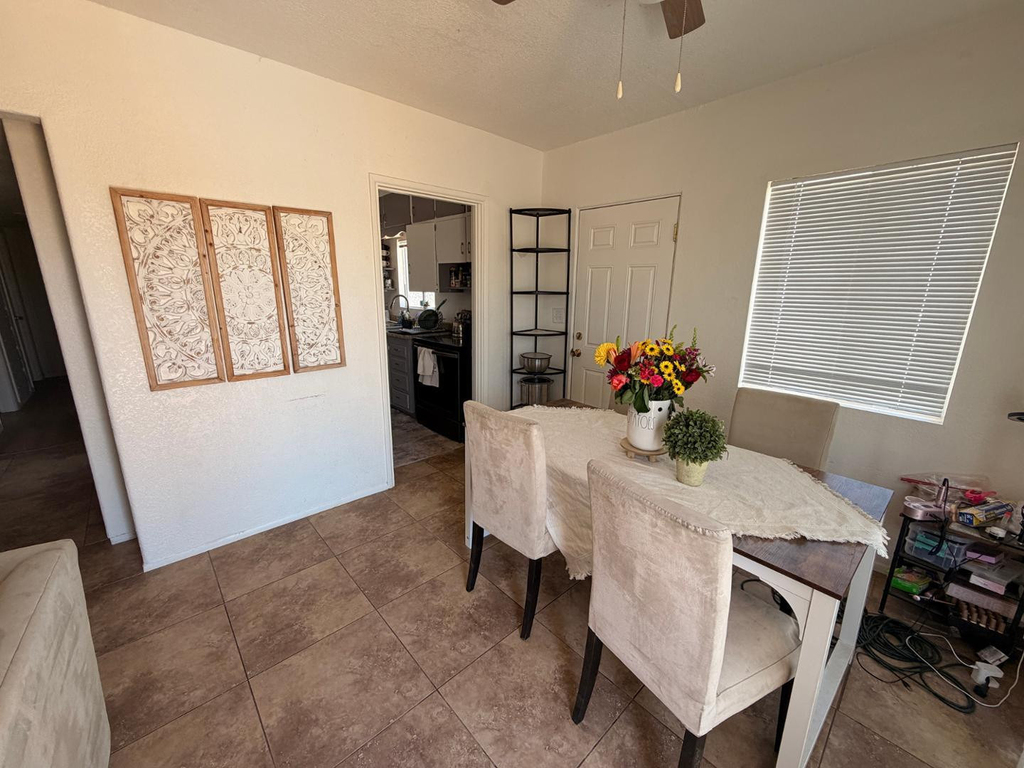211 S Desoto Street - Photo 8