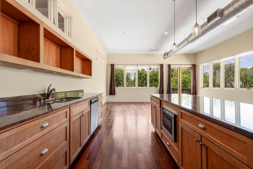4015 Guadalupe St - Photo 10