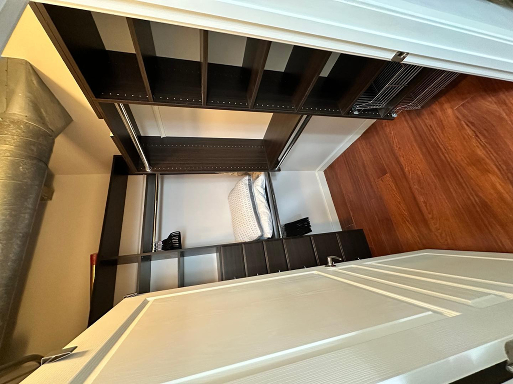 114 W Adams Street - Photo 3