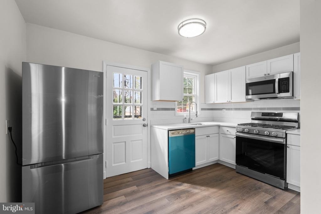 10110 Mckenney Avenue - Photo 8