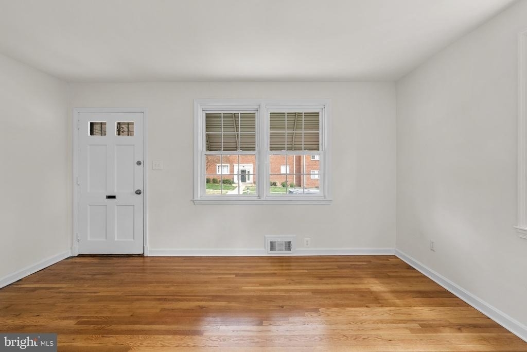 10110 Mckenney Avenue - Photo 3