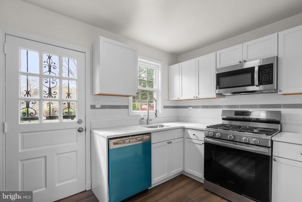 10110 Mckenney Avenue - Photo 9