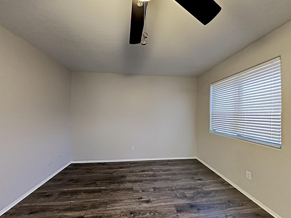 7218 S 37th Drive - Photo 10