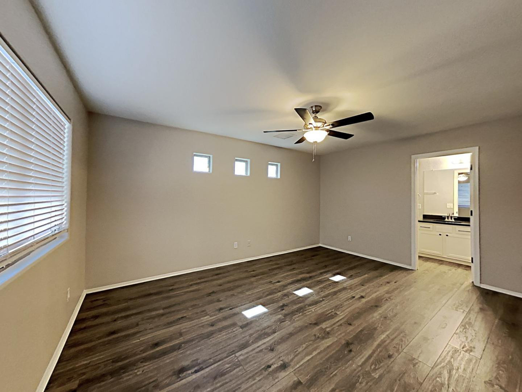7218 S 37th Drive - Photo 6