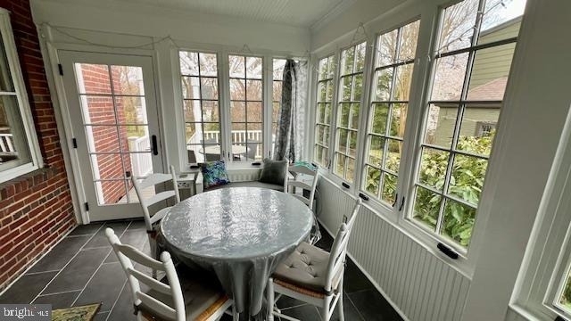 9102 Flower Avenue - Photo 10