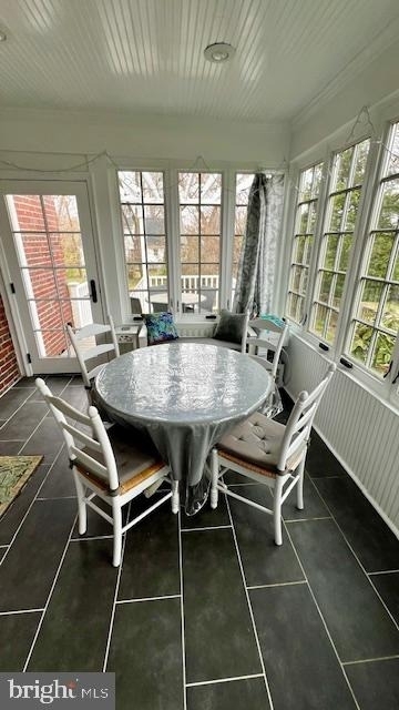 9102 Flower Avenue - Photo 11