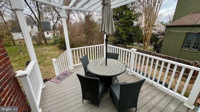9102 Flower Avenue - Photo 13