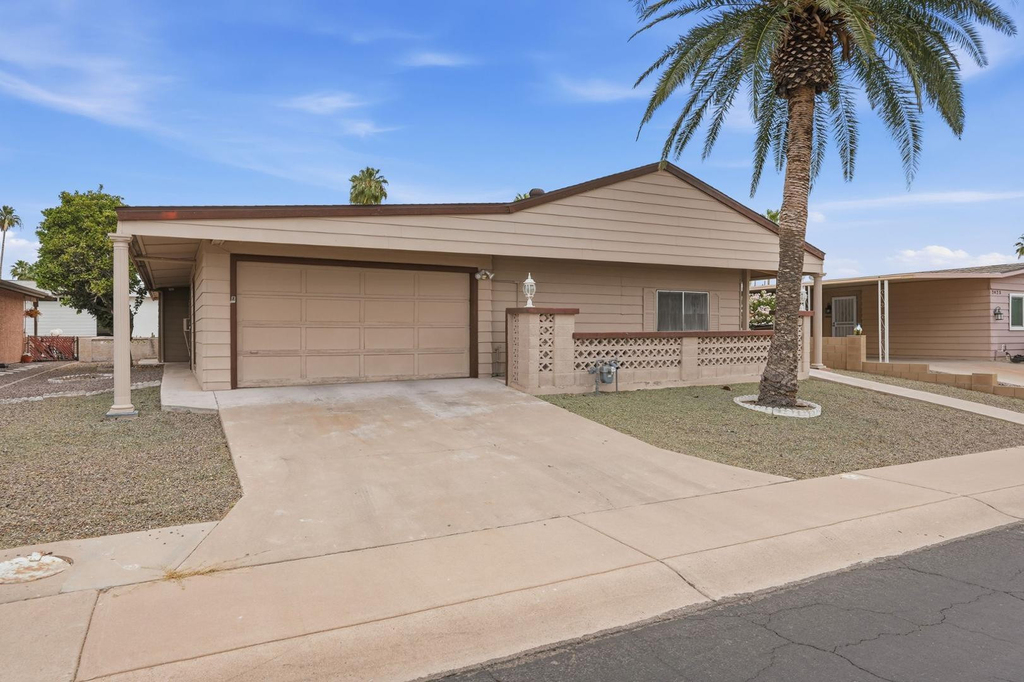 2431 N Higley Road - Photo 40