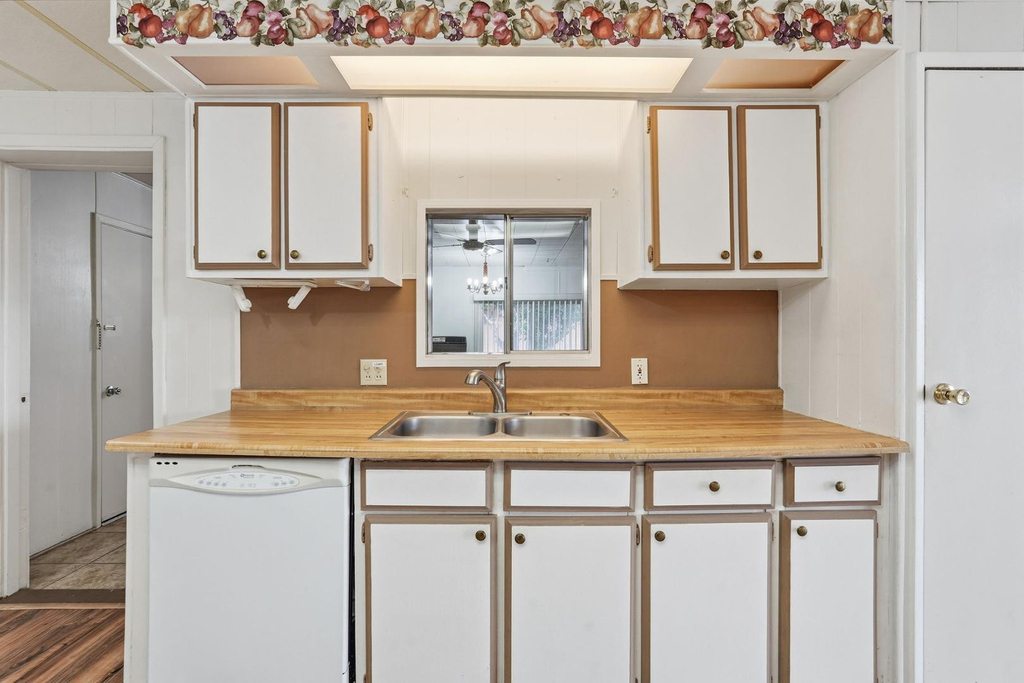 2431 N Higley Road - Photo 9
